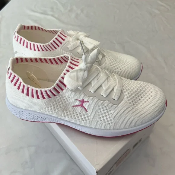 🆕 - New in box- Danskin Peace slip-on tennis shoes - Picture 1 of 9